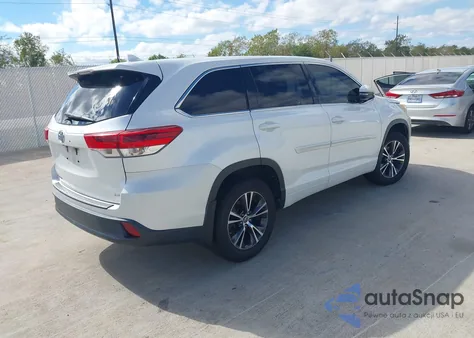 2017 Toyota Highlander Le Plus from USA, damaged, VIN 5TDZZRFH4HS211970